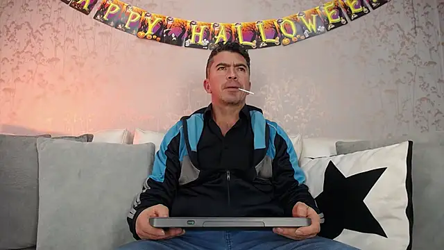 JuanKFit 45 online show from October 2025 01:51:02 PM