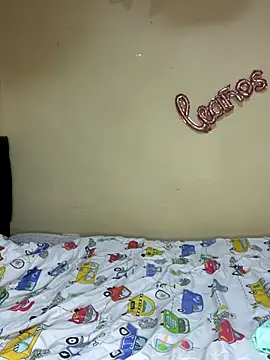 Snapshot of HinataArai chatting on September 2025 06:02:01 PM HinataArai online show from September 2025 06:02:01 PM