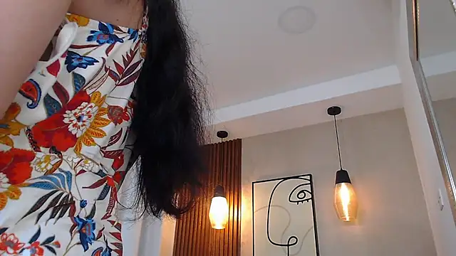 Lia Mar  online show from May 2026 06:57:01 PM