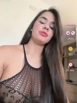 BellaLeclair online show from May 2026 08:04:02 PM