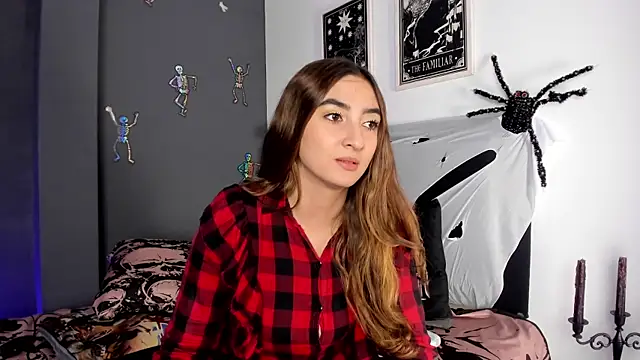 Snapshot of Alice_Dickinssonn chatting on October 2025 01:45:01 PM Alice Dickinssonn online show from October 2025 01:45:01 PM