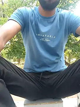 Snapshot of OmeningFurorji chatting on October 2025 06:13:02 AM OmeningFurorji online show from October 2025 06:13:02 AM