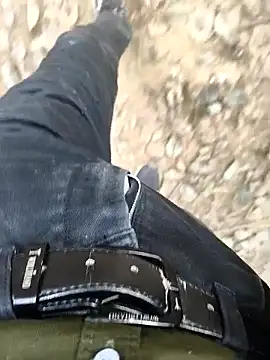 Snapshot of OmeningFurorji chatting on January 2026 11:03:01 AM OmeningFurorji online show from January 2026 11:03:01 AM