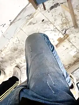 Snapshot of OmeningFurorji chatting on February 2026 09:41:01 AM OmeningFurorji online show from February 2026 09:41:01 AM