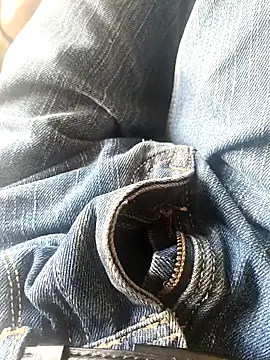 Snapshot of OmeningFurorji chatting on March 2026 06:41:02 AM OmeningFurorji online show from March 2026 06:41:02 AM