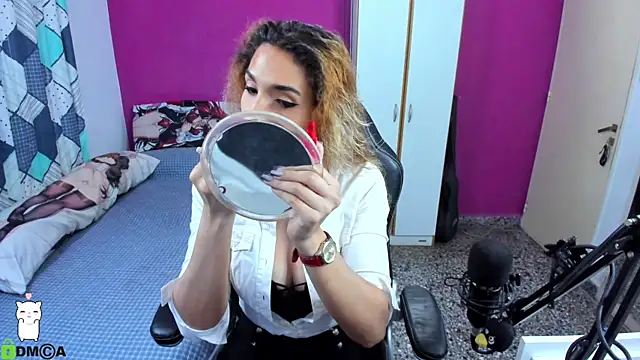 Sweet-Secret  online show from November 2025 09:35:01 PM