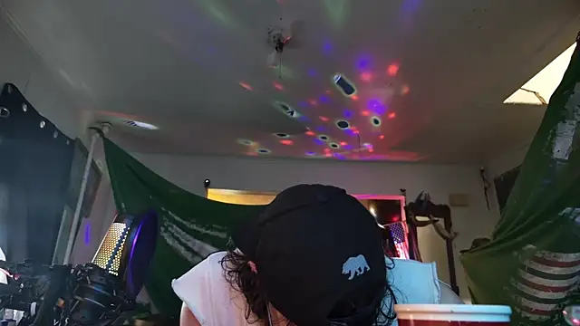 MasterDaddyCool online show from October 2025 01:35:02 PM