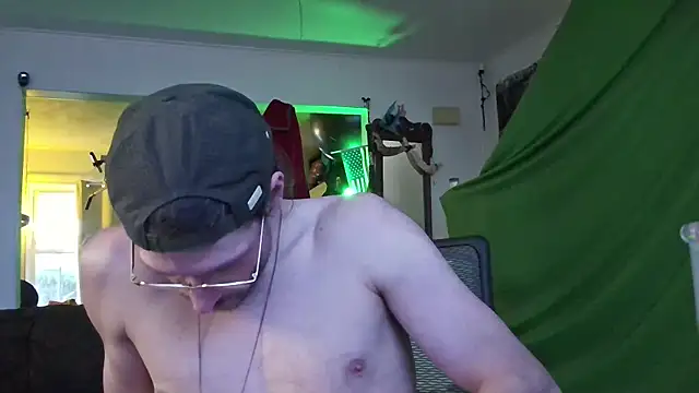 MasterDaddyCool online show from October 2025 02:17:02 PM