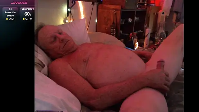 Pussyeat2please online show from December 2025 02:34:01 PM