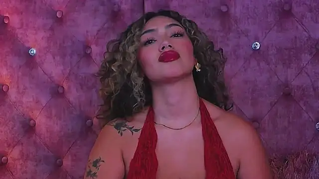 Snapshot of MaddisonBelucci chatting on October 2025 08:38:01 PM MaddisonBelucci online show from October 2025 08:38:01 PM