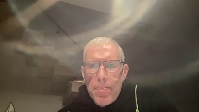 Snapshot of choupipat1 chatting on March 2026 05:52:01 AM choupipat1 online show from March 2026 05:52:01 AM