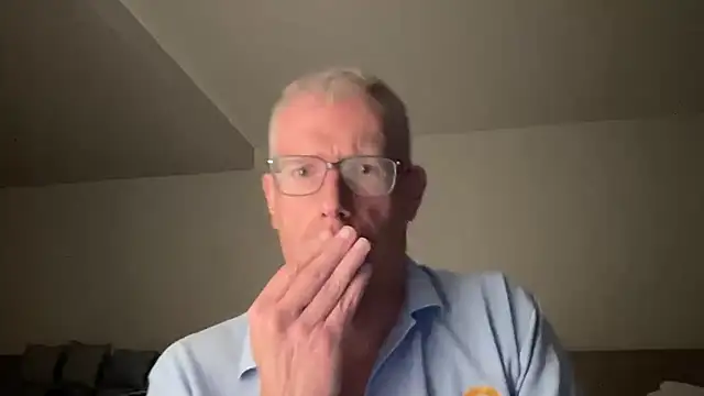 choupipat1 online show from April 2026 01:15:01 AM