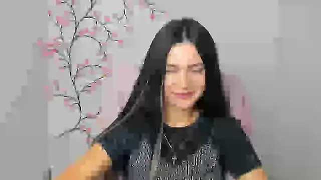 Lune Moon online show from March 2026 06:39:02 AM