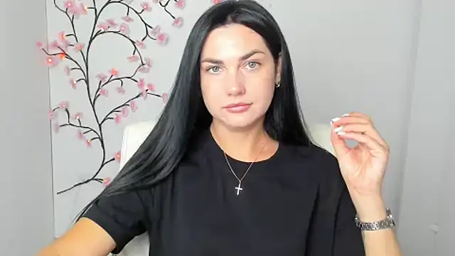 Snapshot of Lune_Moon chatting on July 2026 05:39:01 AM Lune Moon online show from July 2026 05:39:01 AM
