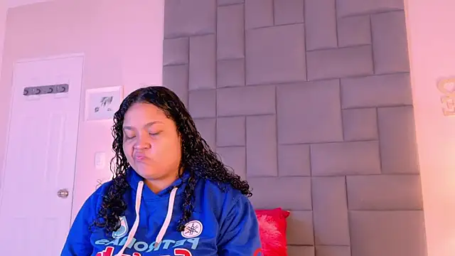 KITY HILL online show from October 2025 04:30:01 AM