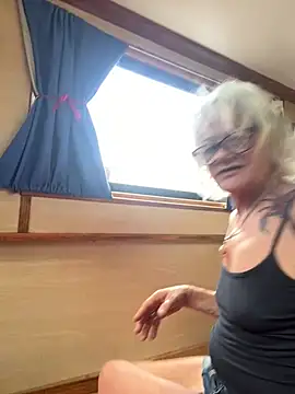 ladyboatlady online show from July 2026 01:28:01 PM