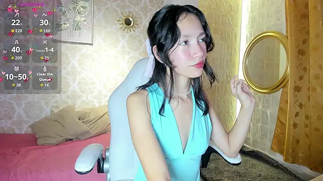 Snapshot of LilyThea chatting on April 2026 08:11:02 PM LilyThea online show from April 2026 08:11:02 PM