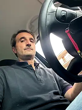 Snapshot of sasatimido chatting on September 2025 04:32:01 PM sasatimido online show from September 2025 04:32:01 PM