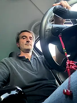 Snapshot of sasatimido chatting on September 2025 04:33:02 PM sasatimido online show from September 2025 04:33:02 PM