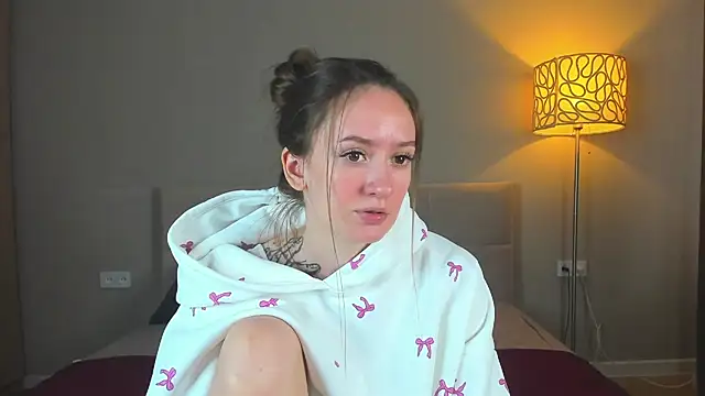 cutienaughtygirl online show from May 2026 10:36:01 AM