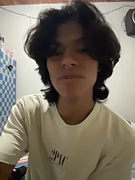 dreyk20 online show from May 2026 04:47:02 PM