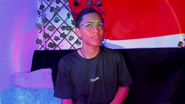 dreyk20 online show from July 2026 08:39:01 PM