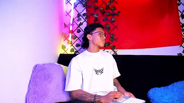 dreyk20 online show from July 2026 10:09:01 PM