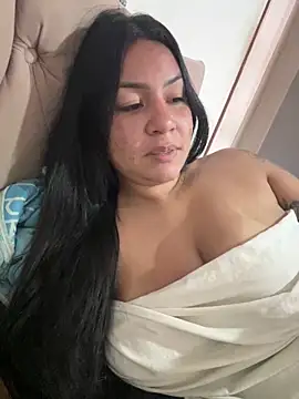 julianamascarada online show from September 2025 12:52:02 PM