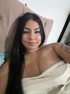 julianamascarada online show from October 2025 02:15:01 AM