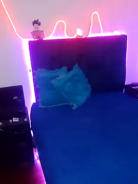 Tattoboy19cm online show from September 2025 11:59:02 PM