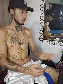 Tattoboy19cm online show from May 2026 10:38:01 PM