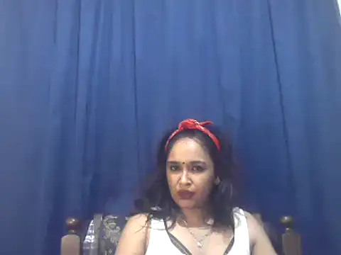 cute indianxo online show from November 2025 05:36:02 PM