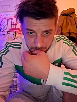 Snapshot of a7ex chatting on December 2024 09:20:01 PM a7ex online show from December 2024 09:20:01 PM