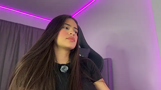 Snapshot of lexie_gray2 chatting on November 2025 08:01:01 PM lexie gray2 online show from November 2025 08:01:01 PM