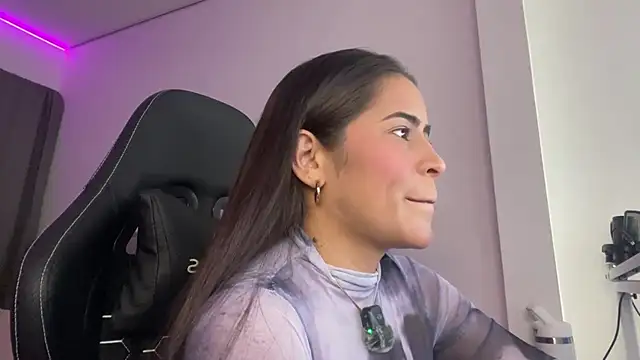 Snapshot of lexie_gray2 chatting on March 2026 11:23:02 PM lexie gray2 online show from March 2026 11:23:02 PM