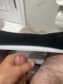 Snapshot of Heros2000 chatting on October 2025 05:09:01 PM Heros2000 online show from October 2025 05:09:01 PM