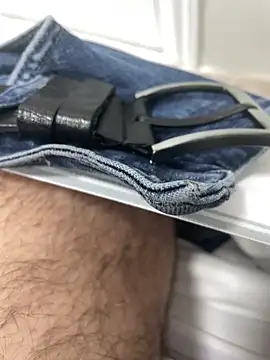 Snapshot of Heros2000 chatting on November 2025 10:27:01 AM Heros2000 online show from November 2025 10:27:01 AM