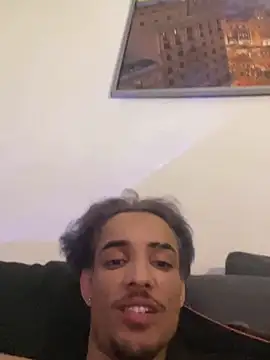 Snapshot of luluycoco chatting on October 2025 10:10:01 PM luluycoco online show from October 2025 10:10:01 PM