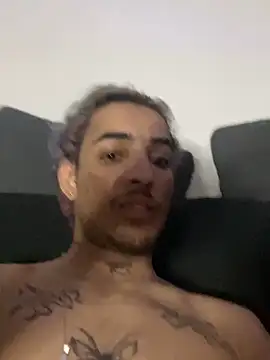 Snapshot of luluycoco chatting on November 2025 02:24:02 PM luluycoco online show from November 2025 02:24:02 PM