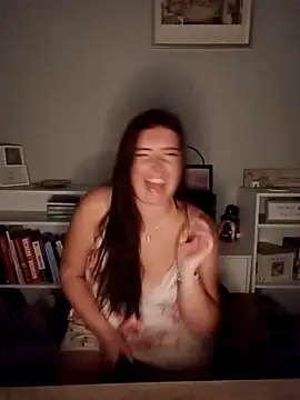 SweetLaurenXX online show from October 2025 08:08:01 PM