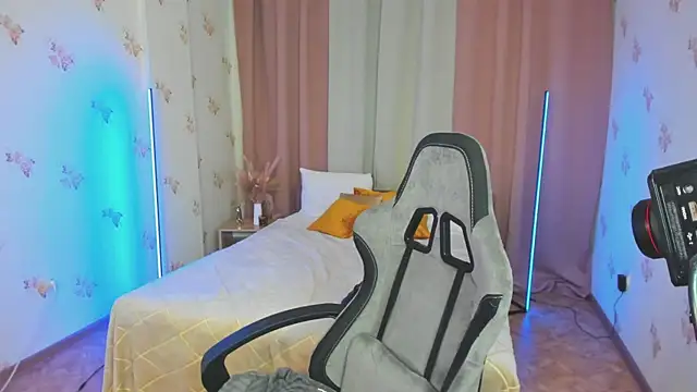  Shy Jenny  online show from June 2026 02:06:01 AM