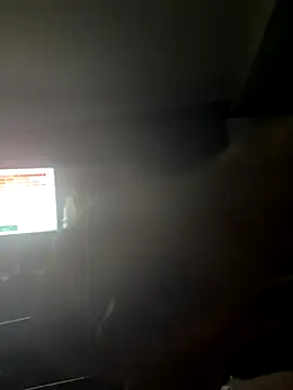 Snapshot of JJG327 chatting on October 2025 04:24:01 AM JJG327 online show from October 2025 04:24:01 AM