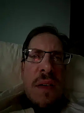 Snapshot of JJG327 chatting on November 2025 05:13:02 AM JJG327 online show from November 2025 05:13:02 AM