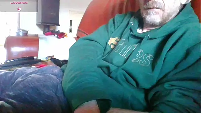 Snapshot of Vrenico-SC chatting on October 2025 11:08:02 AM Vrenico-SC online show from October 2025 11:08:02 AM