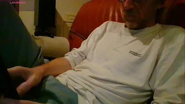 Snapshot of Vrenico-SC chatting on October 2025 05:54:01 PM Vrenico-SC online show from October 2025 05:54:01 PM