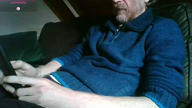 Snapshot of Vrenico-SC chatting on February 2026 12:35:01 PM Vrenico-SC online show from February 2026 12:35:01 PM