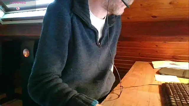 Snapshot of Vrenico-SC chatting on February 2026 03:08:01 PM Vrenico-SC online show from February 2026 03:08:01 PM