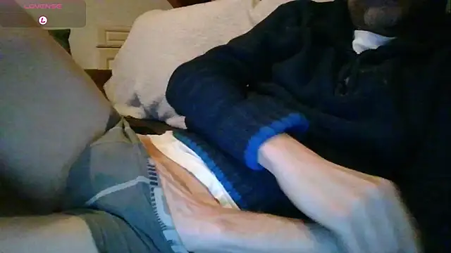 Snapshot of Vrenico-SC chatting on February 2026 03:14:02 AM Vrenico-SC online show from February 2026 03:14:02 AM