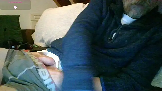 Snapshot of Vrenico-SC chatting on February 2026 06:26:01 AM Vrenico-SC online show from February 2026 06:26:01 AM