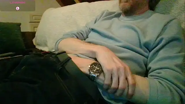 Snapshot of Vrenico-SC chatting on February 2026 08:18:01 PM Vrenico-SC online show from February 2026 08:18:01 PM